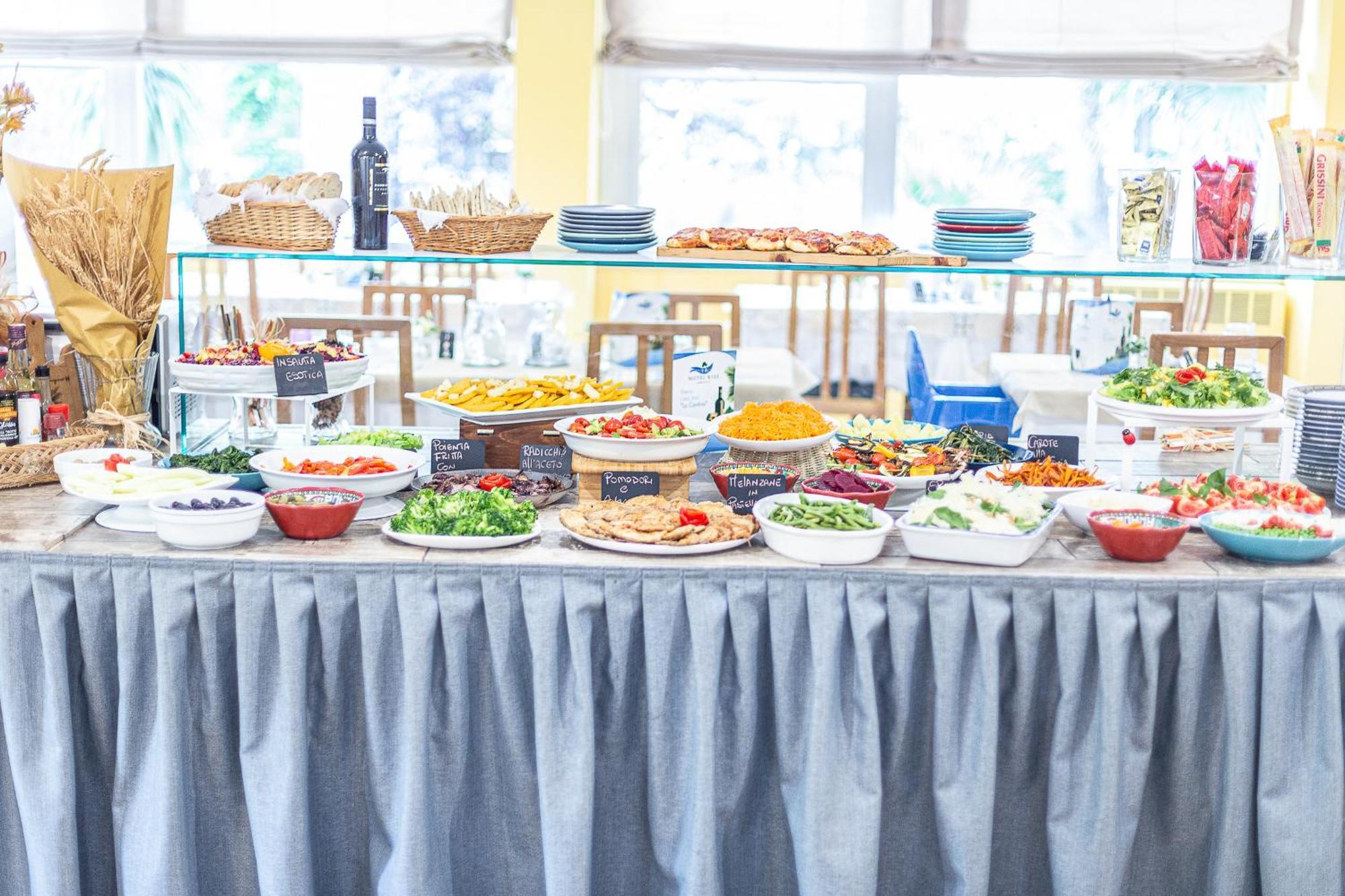 Hotel Kiss Cesenatico Dış mekan fotoğraf